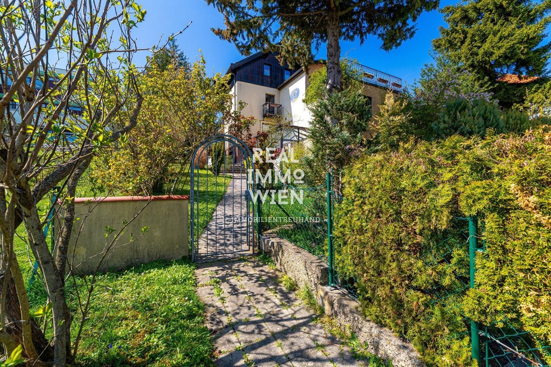 Villa in Klosterneuburg, Lower Austria, Austria 1 - 16427601