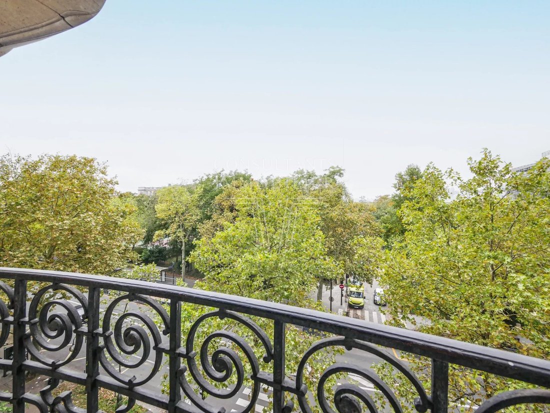 Apartment in Porte Dauphine, Paris 16e Arrondissement, Paris 4 - 16415550