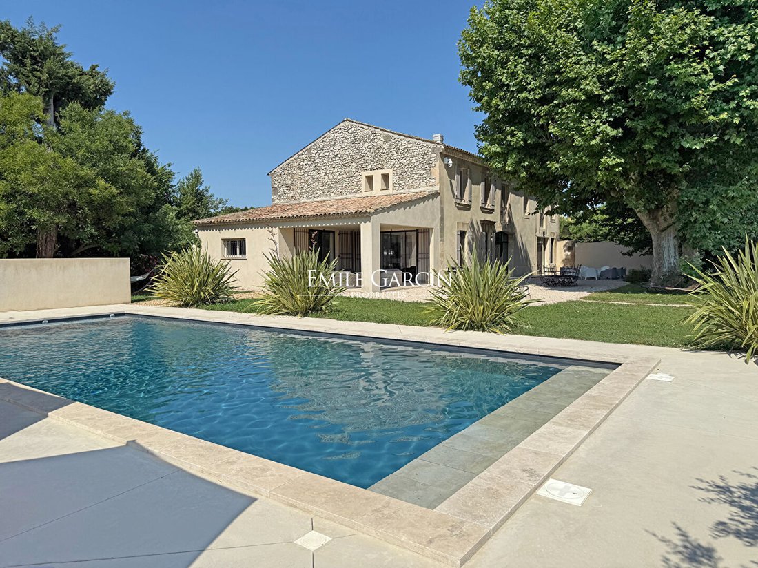 Villa in Châteaurenard, Provence-Alpes-Côte d'Azur, France 2 - 16418895