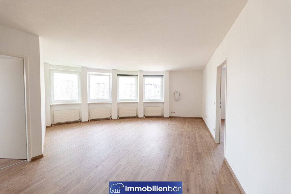 Apartment in Linz, Upper Austria, Austria 1 - 16439812
