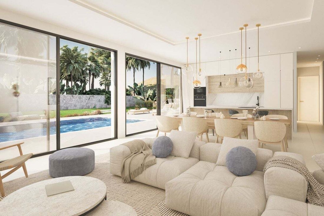 Villa in Estepona, Andalusia, Spain 2 - 16417054