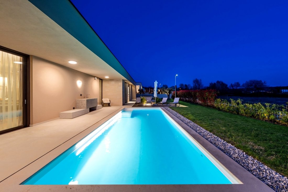 Villa in Porec, Istria County, Croatia 2 - 16458822