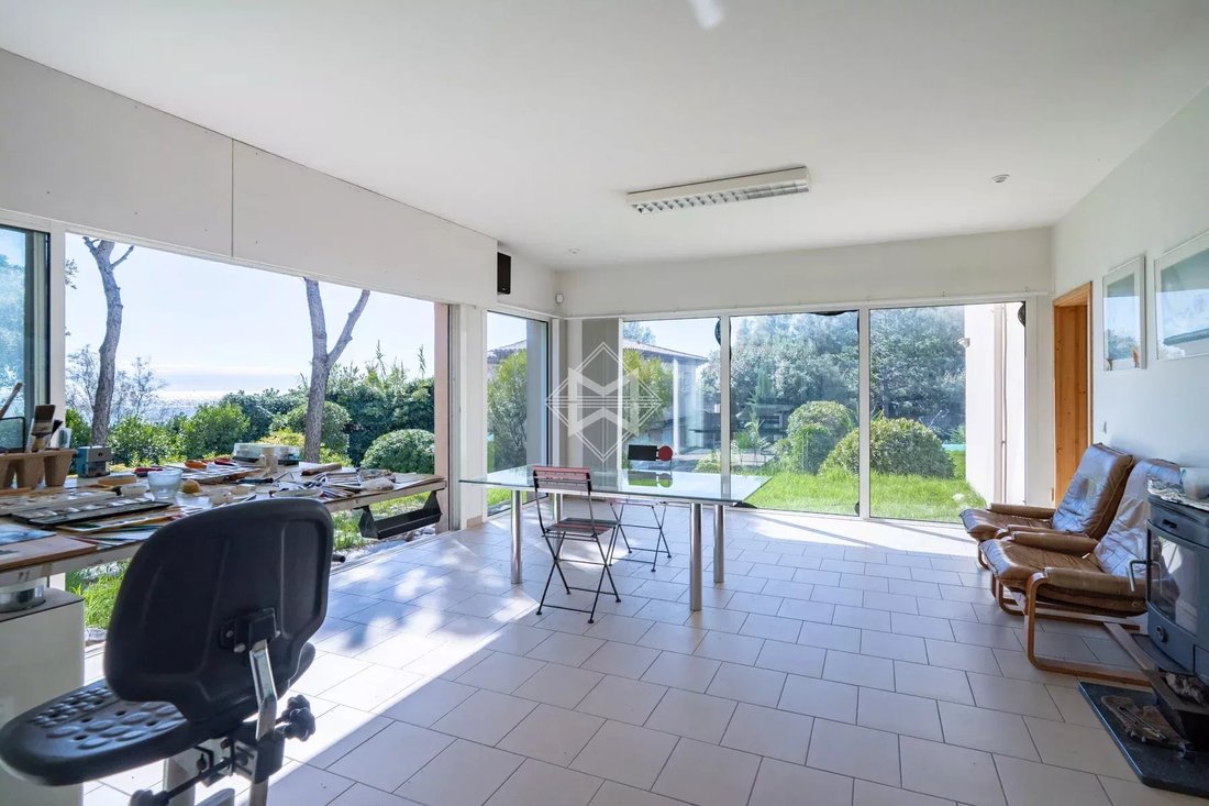 Villa in Frejus, Provence-Alpes-Côte d'Azur, France 5 - 16453830