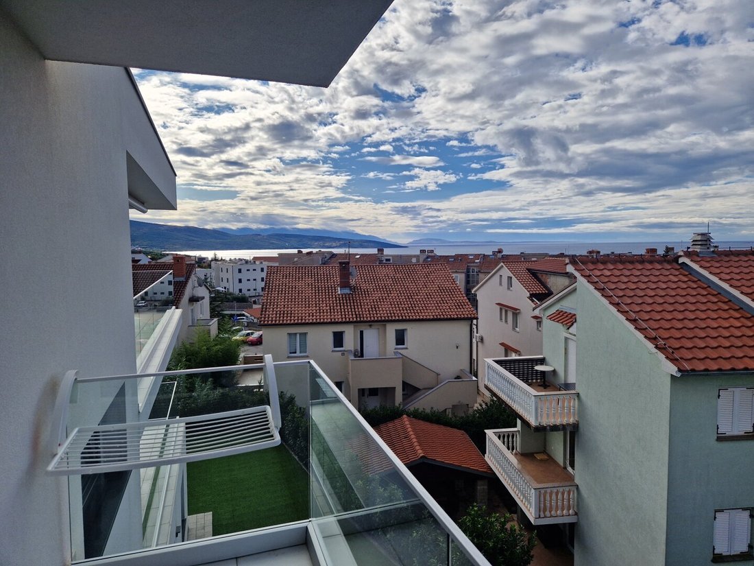 Apartment in Vrh, Primorje-Gorski Kotar County, Croatia 2 - 16427608