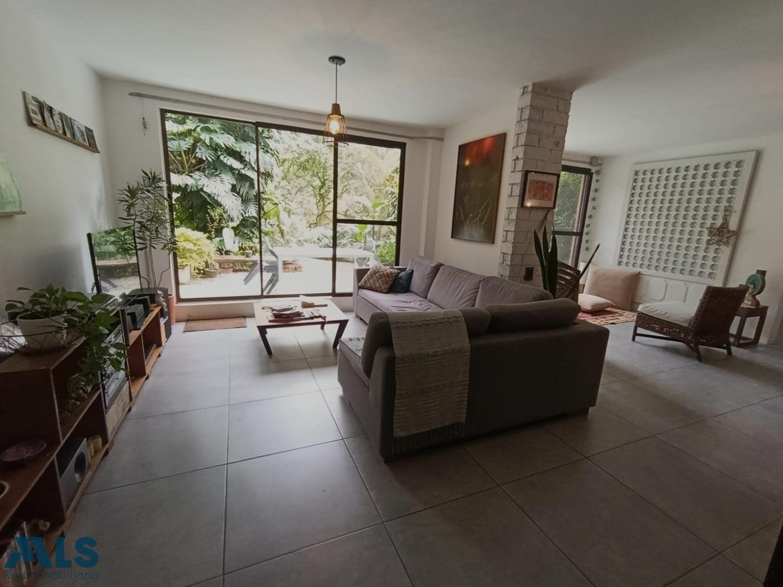 House in Medellín, Antioquia, Colombia 2 - 16415940