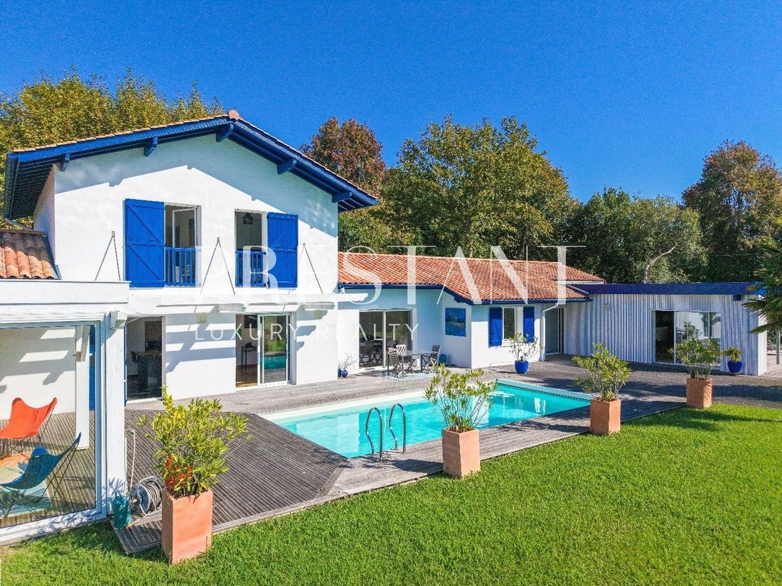 House in Bidart, Nouvelle-Aquitaine, France 5 - 16457076