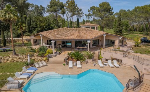 Villa in Mougins, Provence-Alpes-Côte d'Azur, France 1