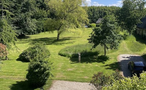 Castle for Sale in Veules-les-Roses, Normandy, France