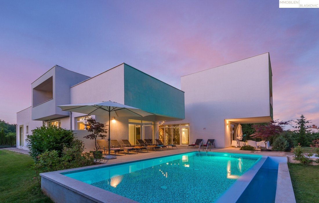 Villa in Rovinj, Istria County, Croatia 1 - 16428261
