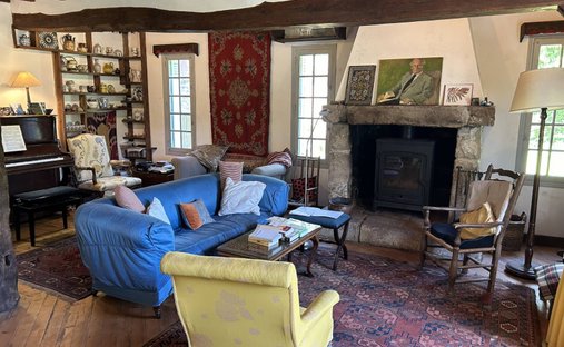 Castle for Sale in Veules-les-Roses, Normandy, France