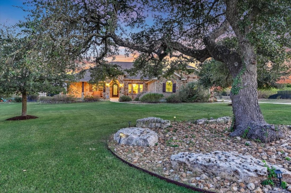 House in Driftwood, Texas, United States 5 - 16419401