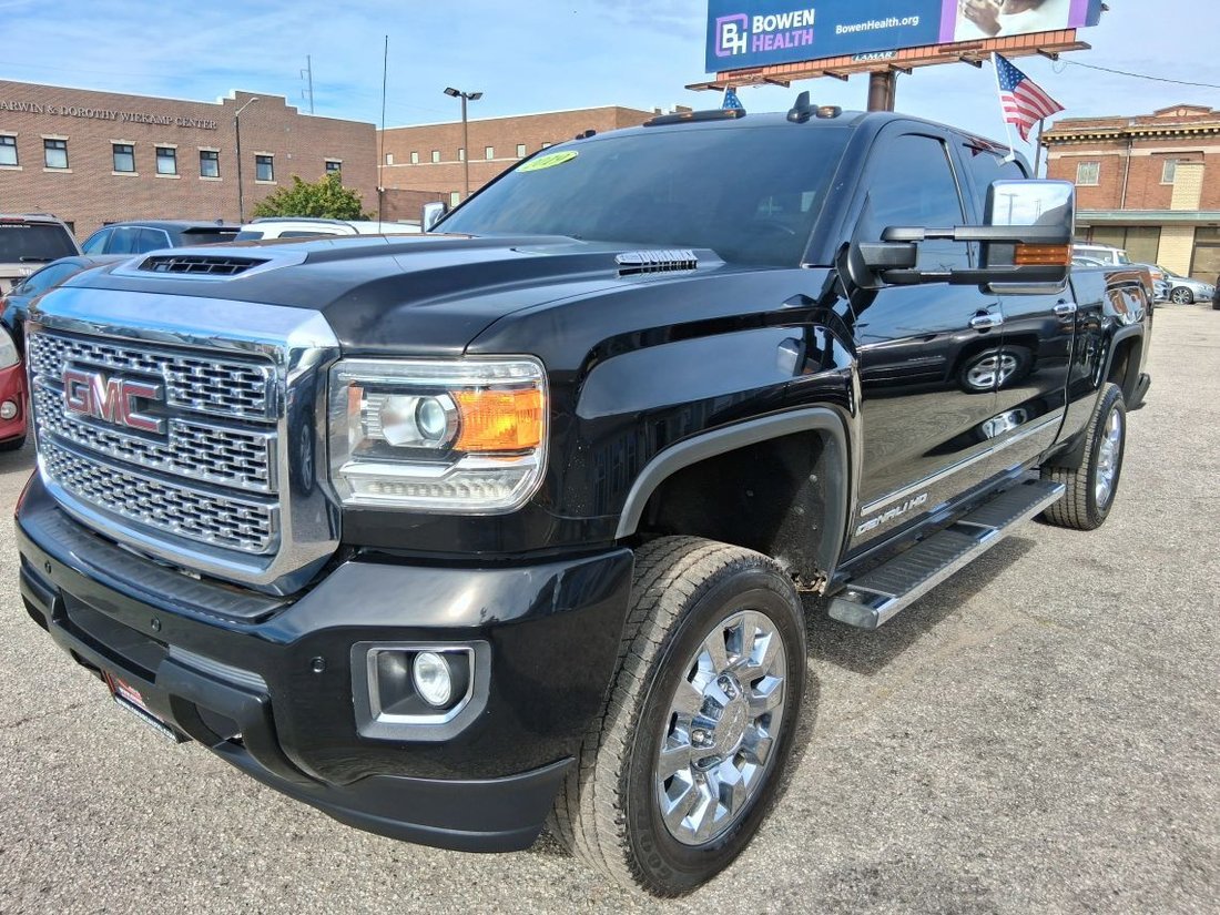 Pickup in South Bend, Indiana, United States 4 - 12748279