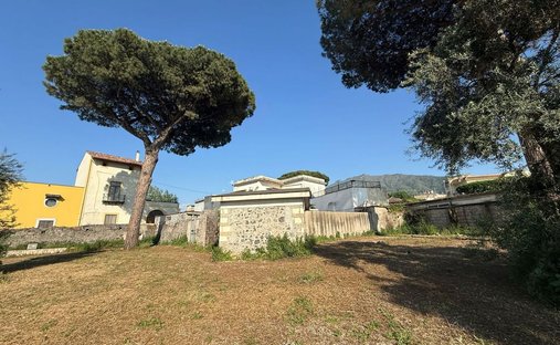 Pollena Trocchia, Campania, Italy 1