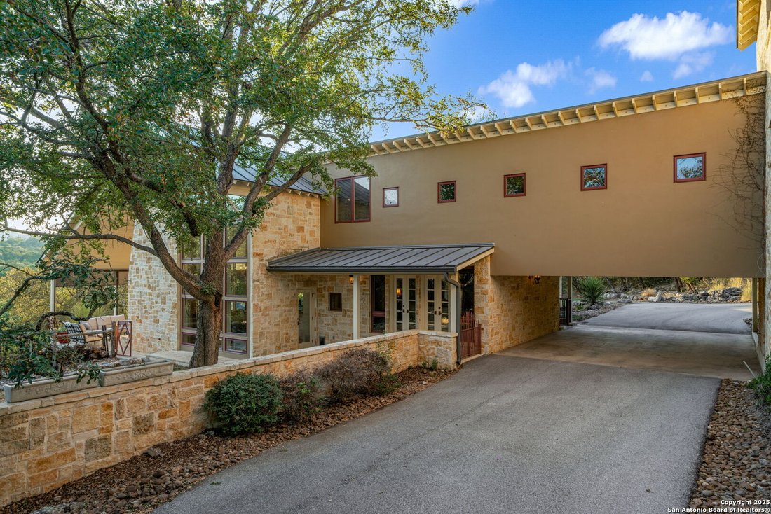 House in San Antonio, Texas, United States 5 - 16418373