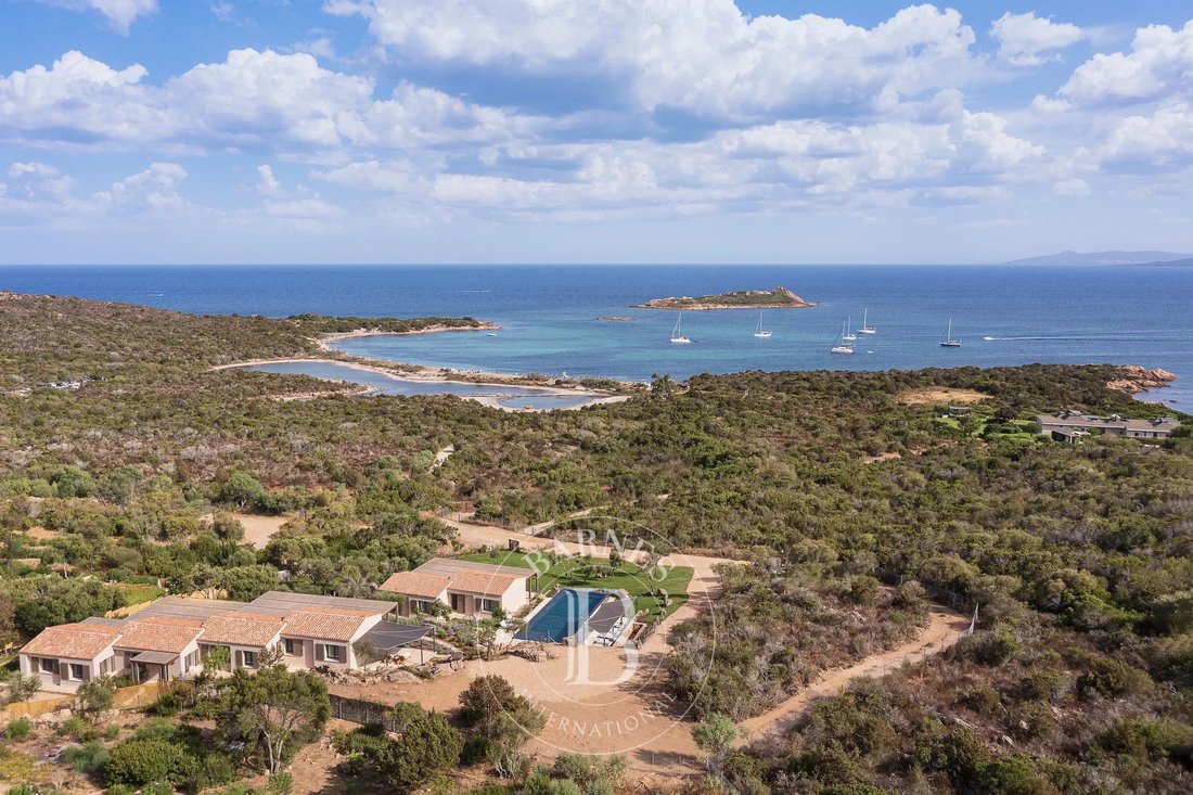 Villa in San Teodoro, Sardinia, Italy 2 - 16415408