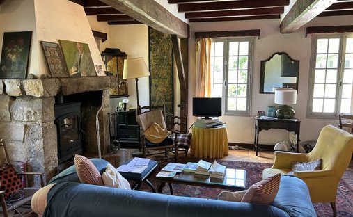 Castle for Sale in Veules-les-Roses, Normandy, France