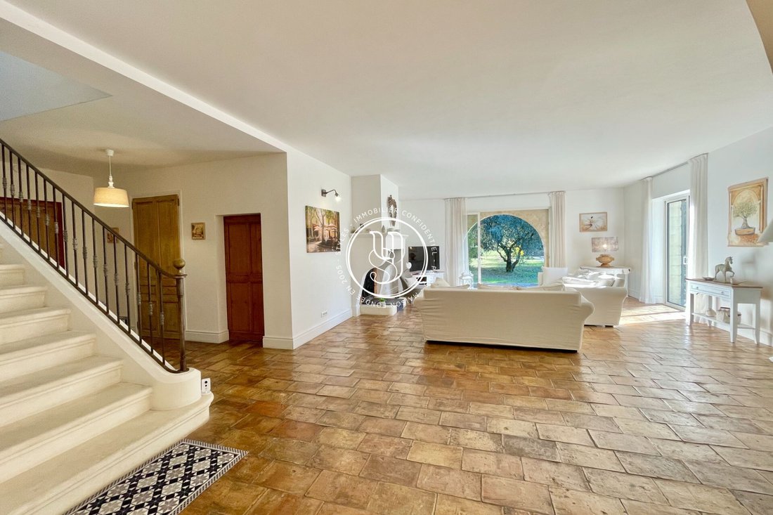 Villa in Uzès, Occitania, France 5 - 16415941