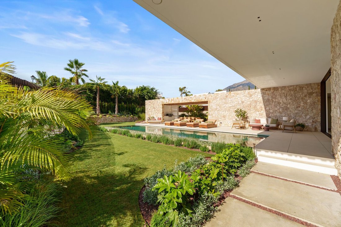 Villa in Marbella, Andalusia, Spain 3 - 16416044