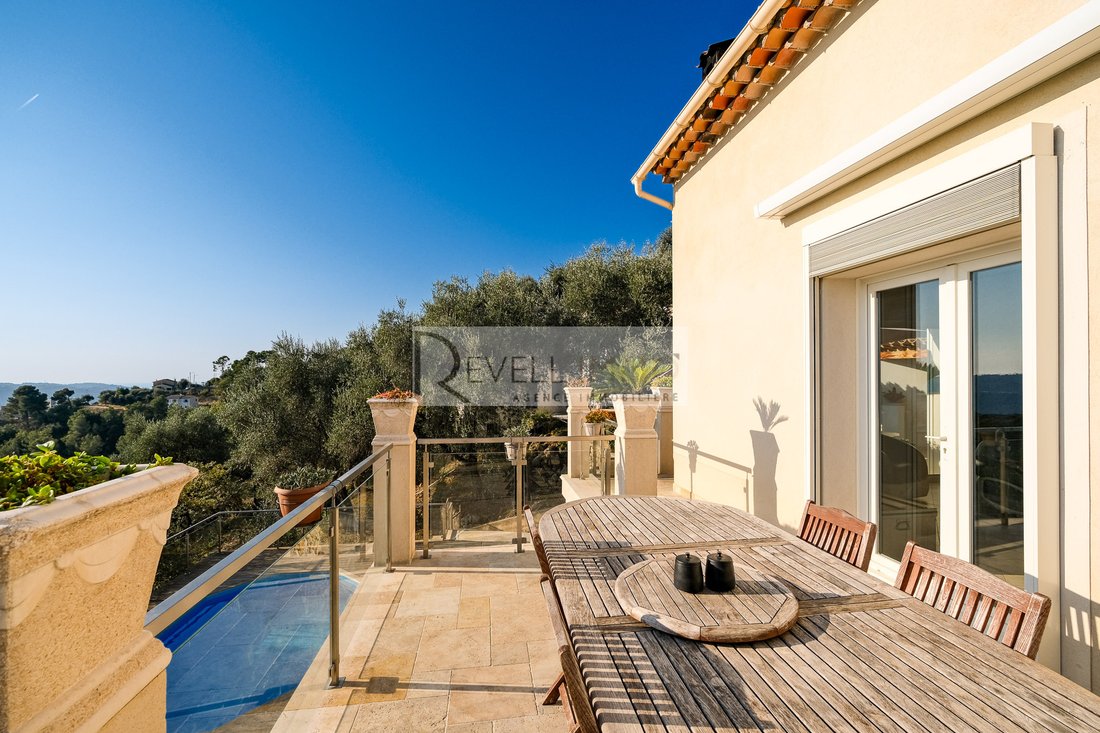 Villa in Carros, Provence-Alpes-Côte d'Azur, France 3 - 16417531