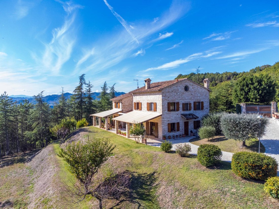 Country House in Fermignano, Marche, Italy 2 - 16417923