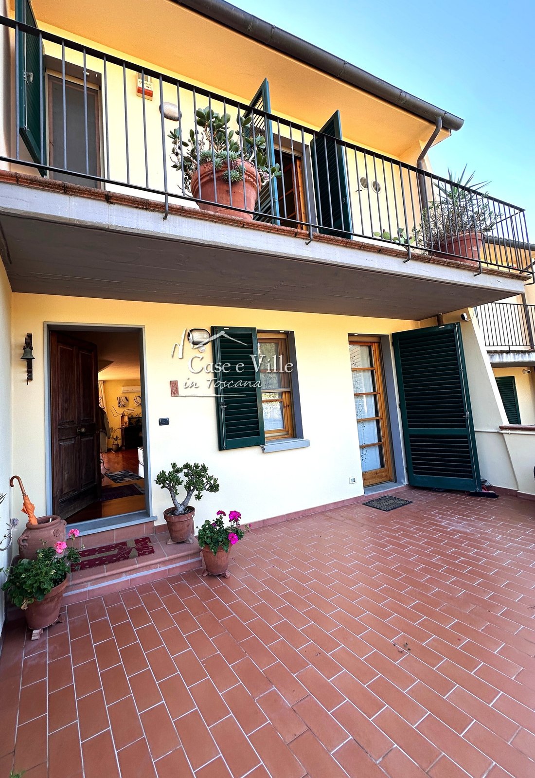 House in Center - La Rocca, Comeana, Tuscany 3 - 16415329