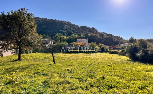 Land in Robion, Provence-Alpes-Côte d'Azur, France 1
