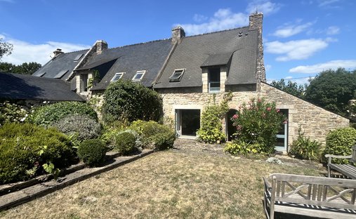 House in Arzon, Brittany, France 1