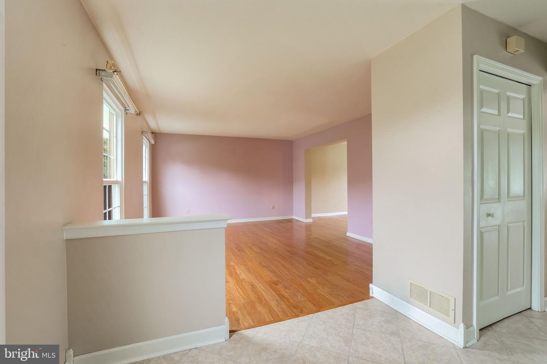 House in Robbinsville Township, New Jersey, United States 4 - 16415925