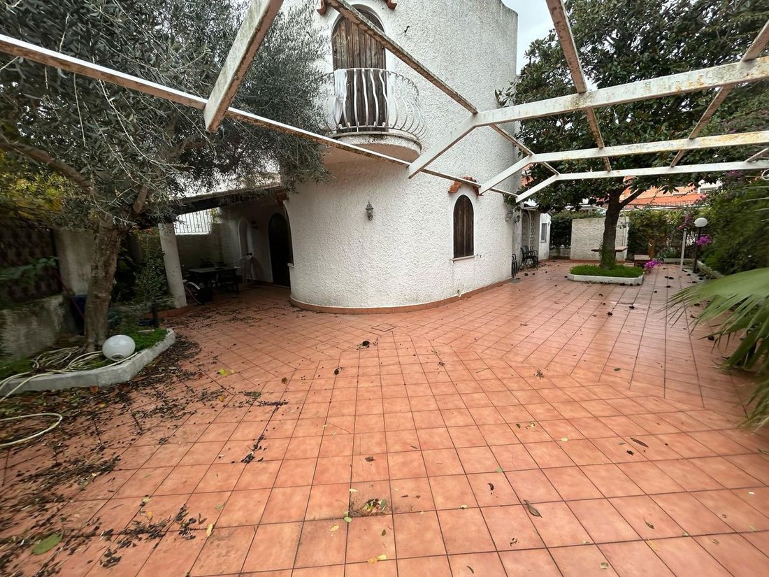 Villa in San Felice Circeo, Lazio, Italy 3 - 16456905