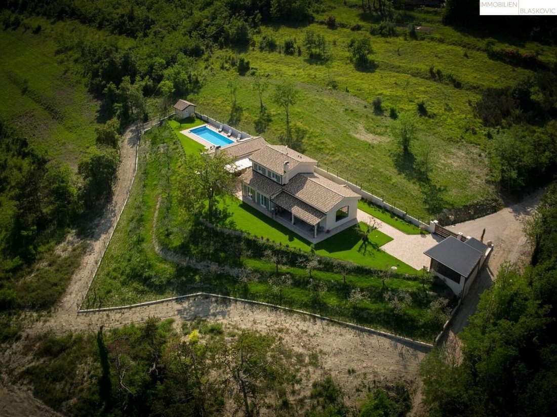 Villa in Groznjan, Istria County, Croatia 1 - 16429989