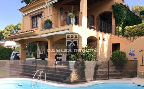 House in Tamariu, Palafrugell, Spain 1