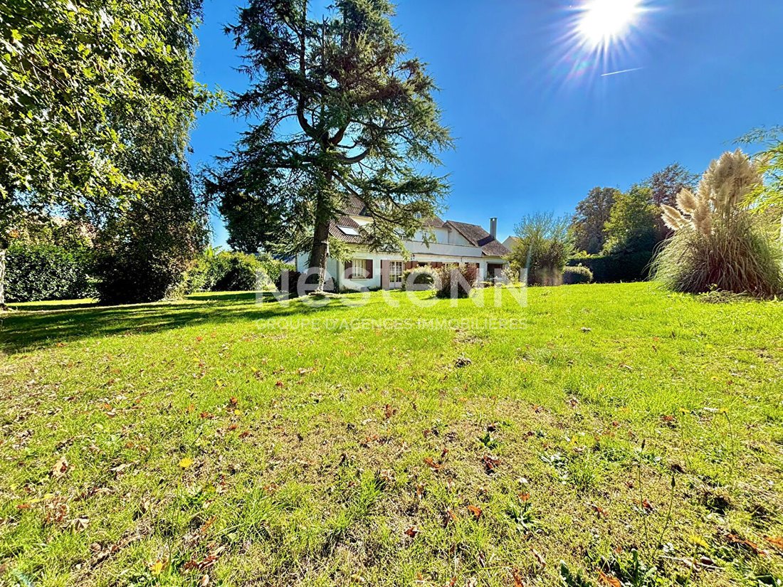 House in Vauhallan, Ile-de-France, France 2 - 12254753