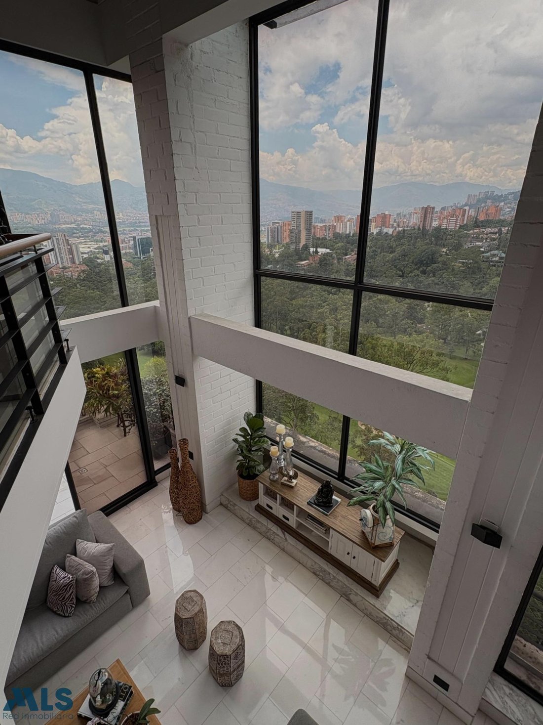 Apartment in Medellín, Antioquia, Colombia 3 - 16415938