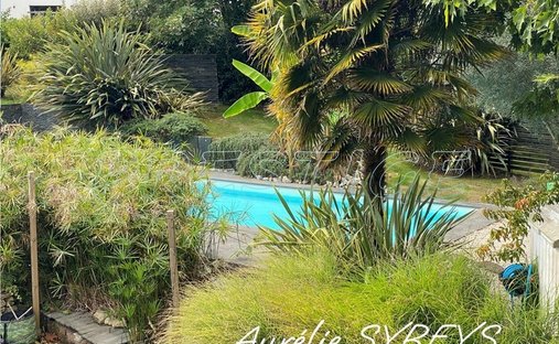 Castle for Sale in Guidel, Brittany, France