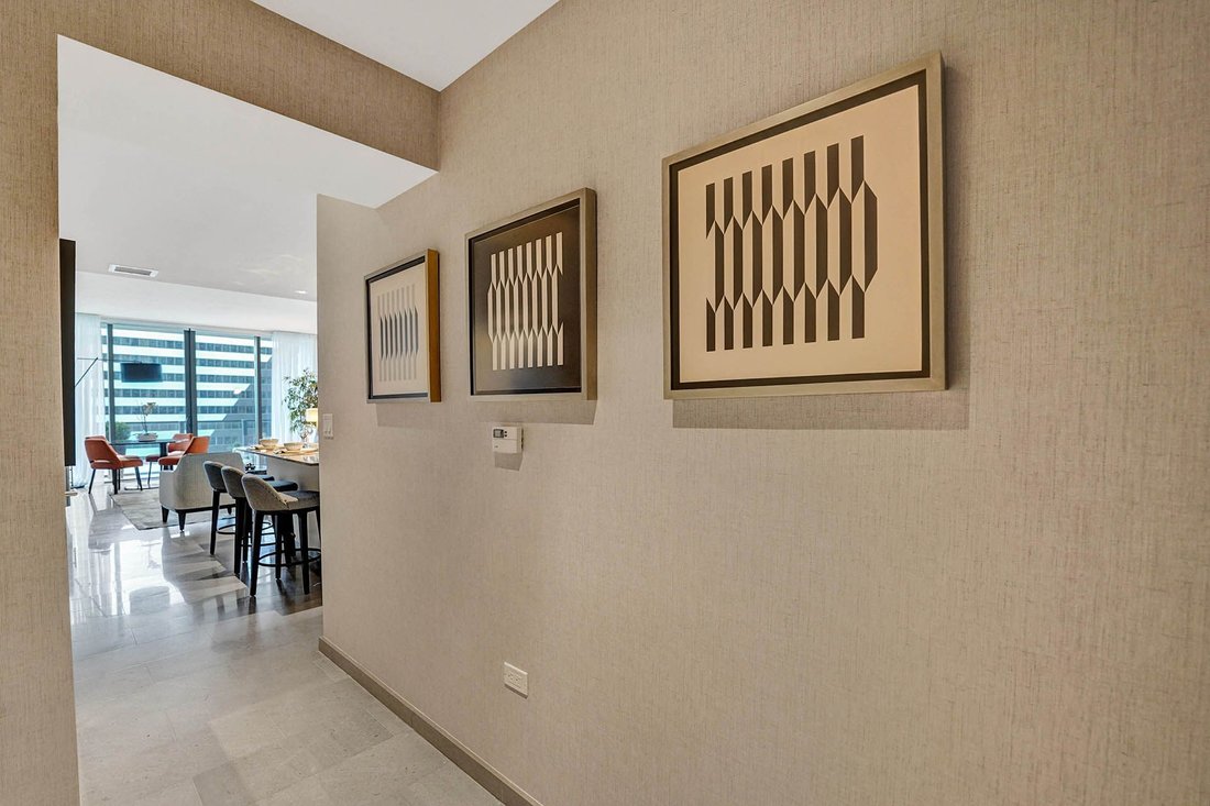Condo in Miami, Florida, United States 2 - 16420529