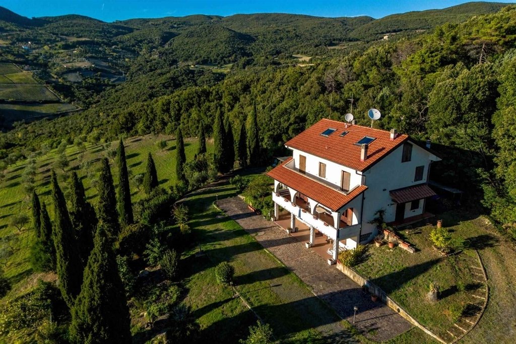 Villa in Riparbella, Tuscany, Italy 3 - 16429326