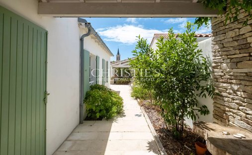 House in La Couarde-sur-Mer, Nouvelle-Aquitaine, France 1