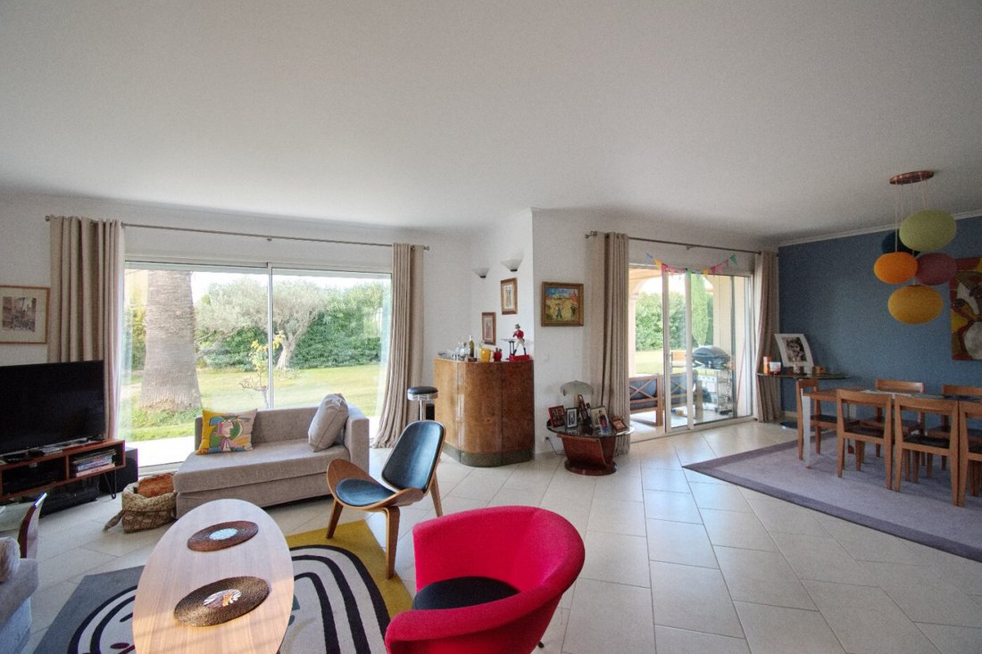 House in Jonquieres-Saint-Vincent, Occitania, France 3 - 16433931
