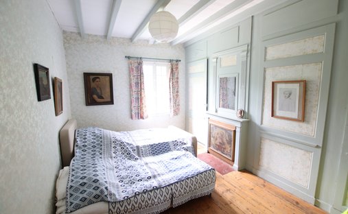 Castle for Sale in Veules-les-Roses, Normandy, France