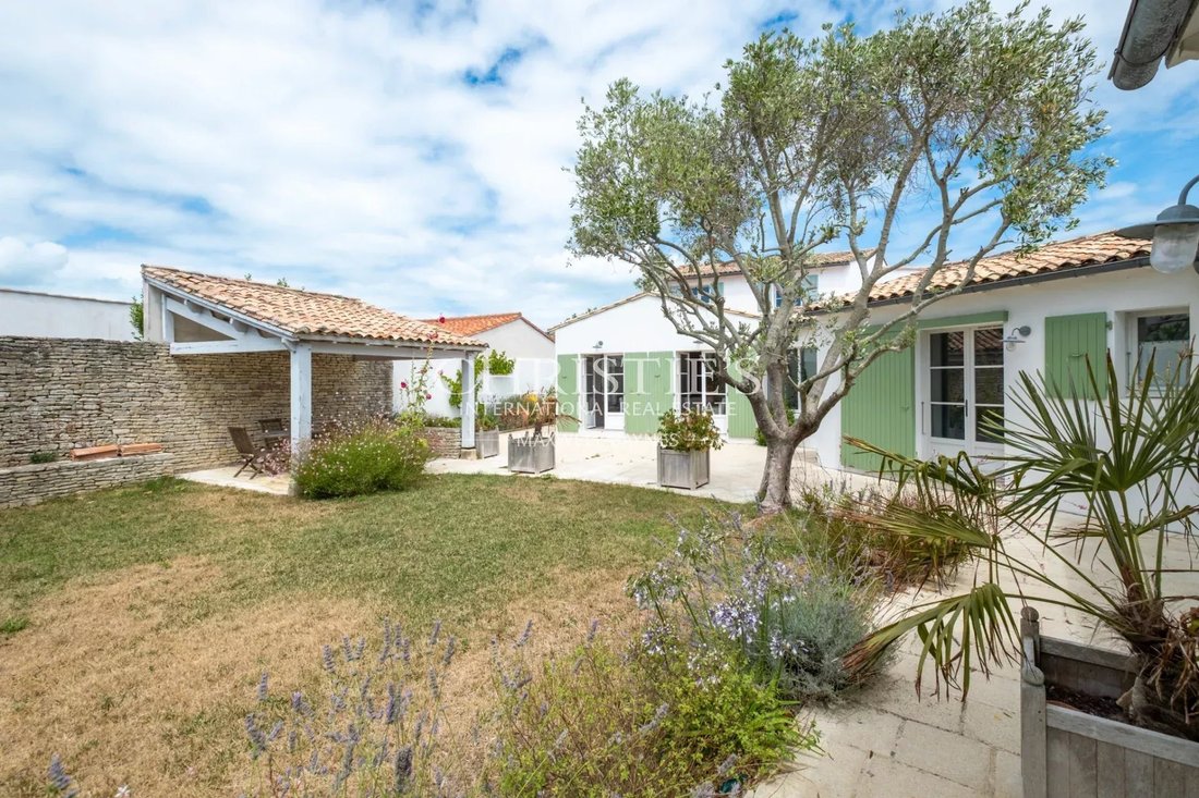 House in La Couarde-sur-Mer, Nouvelle-Aquitaine, France 4 - 16415312