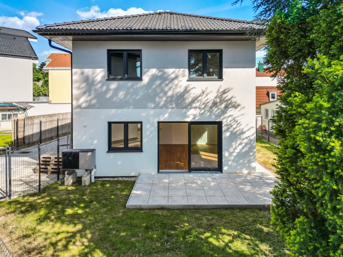 House in Vienna, Wien, Austria 2 - 16439772