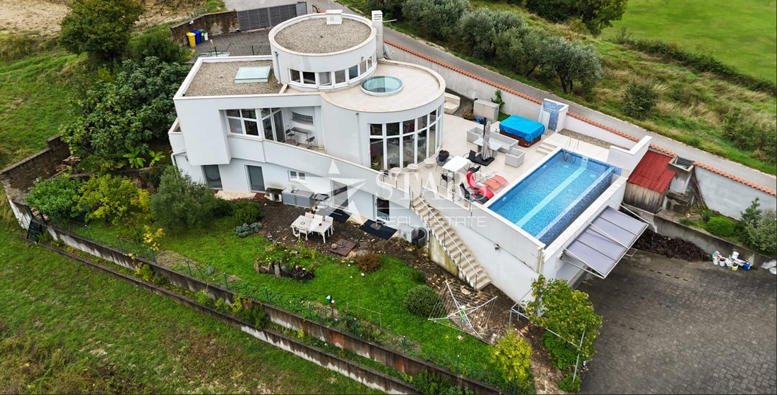 House in Momjan, Istria County, Croatia 1 - 16457204