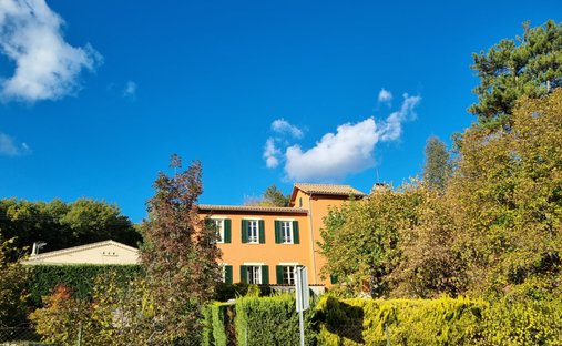 Castle for Sale in Sisteron, Provence-Alpes-Côte d'Azur, France