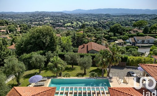 Casa en Châteauneuf-Grasse, Provenza-Alpes-Costa Azul, Francia 1