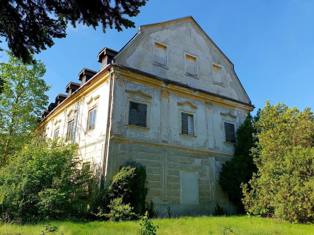Castle in Matzleinsdorf bei Melk, Lower Austria, Austria 1 - 16424659