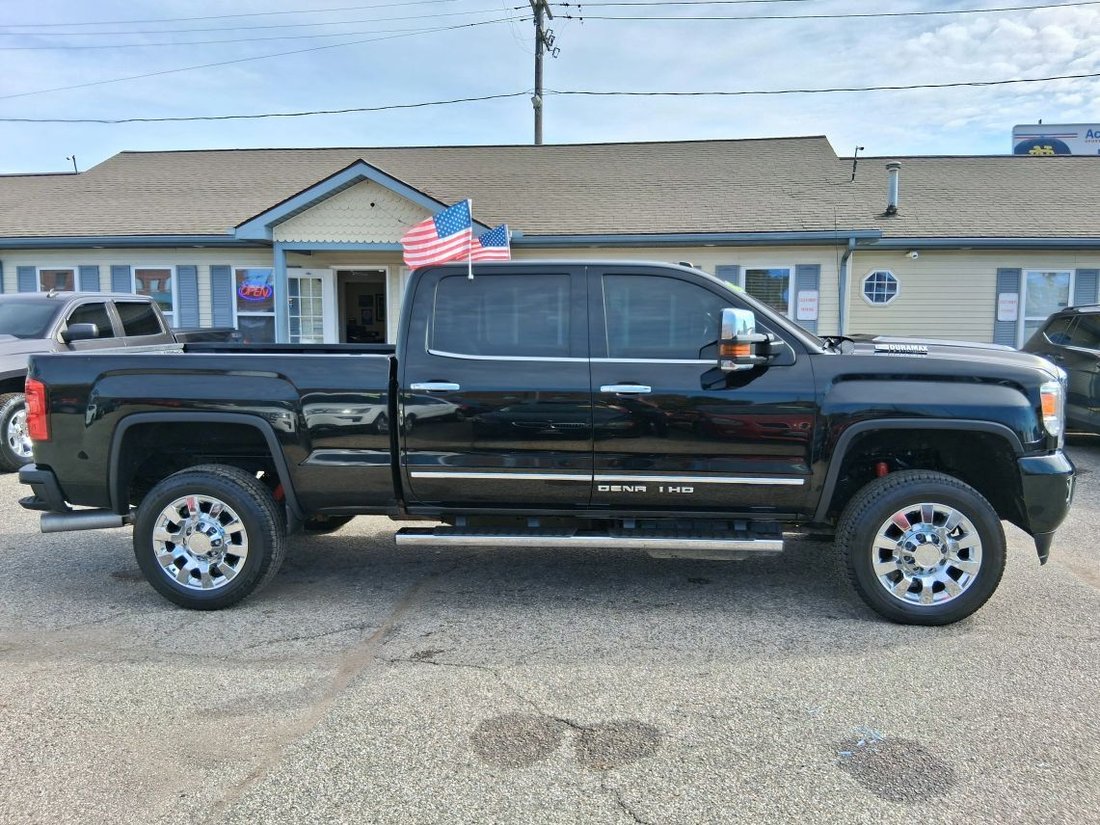 Pickup in South Bend, Indiana, United States 5 - 12748279