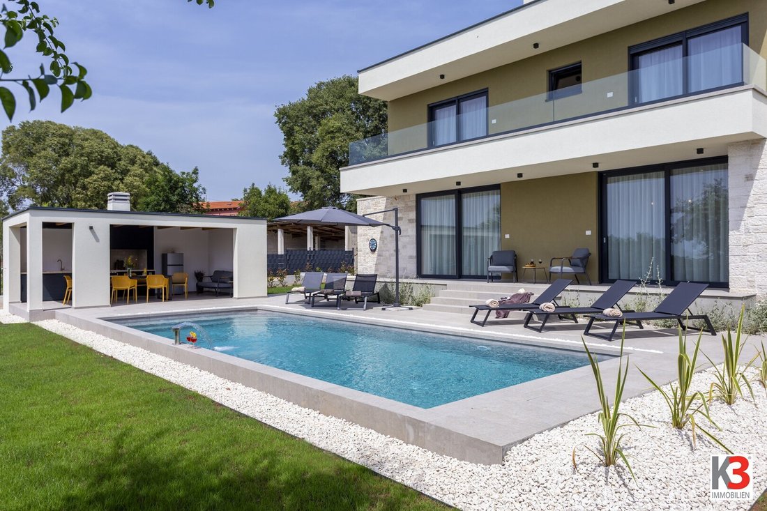 Villa in Smoljanci, Istria County, Croatia 1 - 16433421