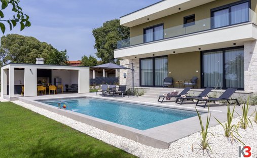 Villa in Smoljanci, Istria County, Croatia 1