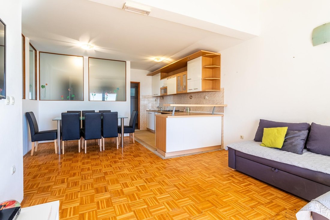 Villa in Kastel Sucurac, Split-Dalmatia County, Croatia 2 - 16258260
