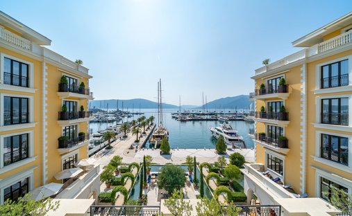 Apartment in Tivat, Tivat Municipality, Montenegro 1